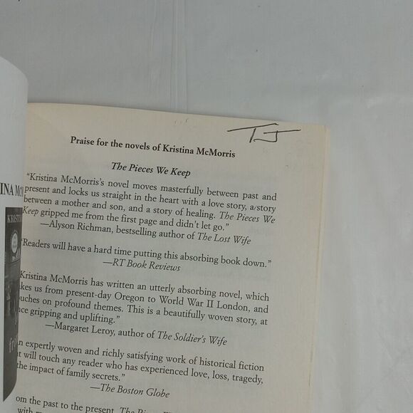 The Edge Of Lost Book - Picture 2 of 10